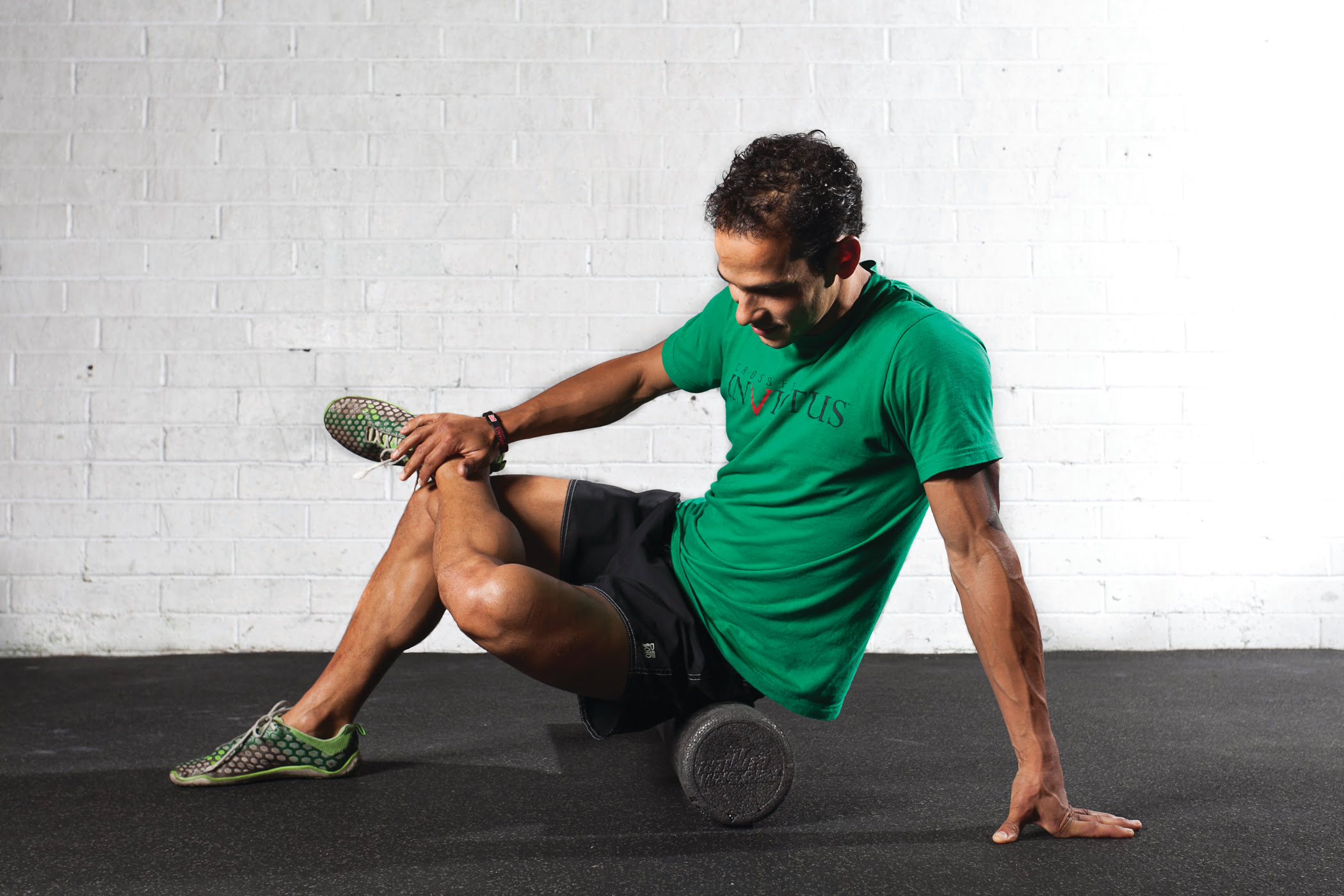 Foam Roller Release For Runners Live Breathe Pilates Dublin Foam Roller Release For Runners Live Breathe Pilates Dublin
